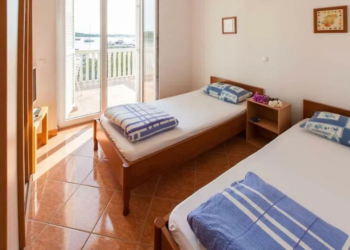 Mudronja 아파트 무르테르