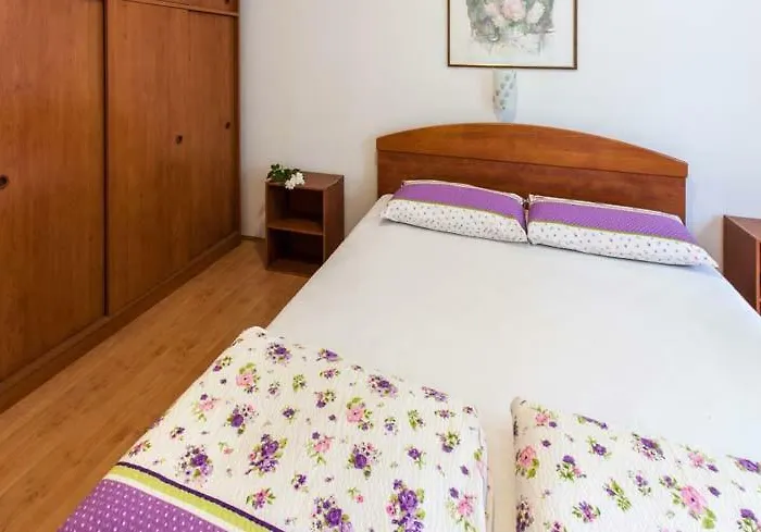 아파트 Mudronja 무르테르